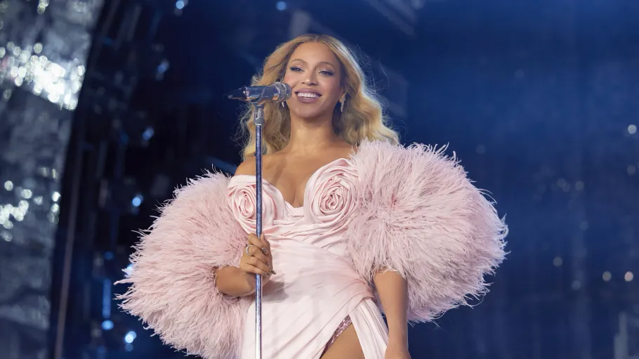 Beyonce Knowles Instagram Average income per post, Beyonce Knowles Instagram Followers, Beyonce Knowles Instagram Eng Rate, Beyonce Knowles Instagram Net Worth, Beyonce Knowles Instagram Brand Partnership