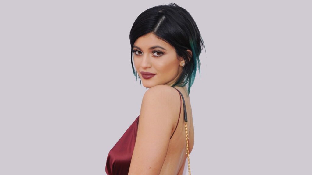 Kylie Jenner Instagram Average income per post, Kylie Jenner Instagram Followers, Kylie Jenner Instagram Eng Rate, Kylie Jenner Instagram Net Worth, Kylie Jenner Instagram Brand Partnership