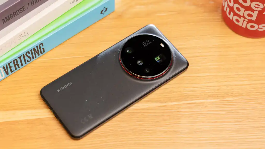 10 Android Phones With More Battery Life Than The iPhone 17 Pro 106 Xiaomi 15 Ultra